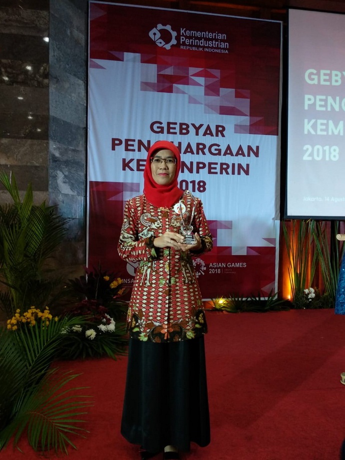 S M K - S M T I Yogyakarta Peringkat 1 Kinerja Terbaik 2018